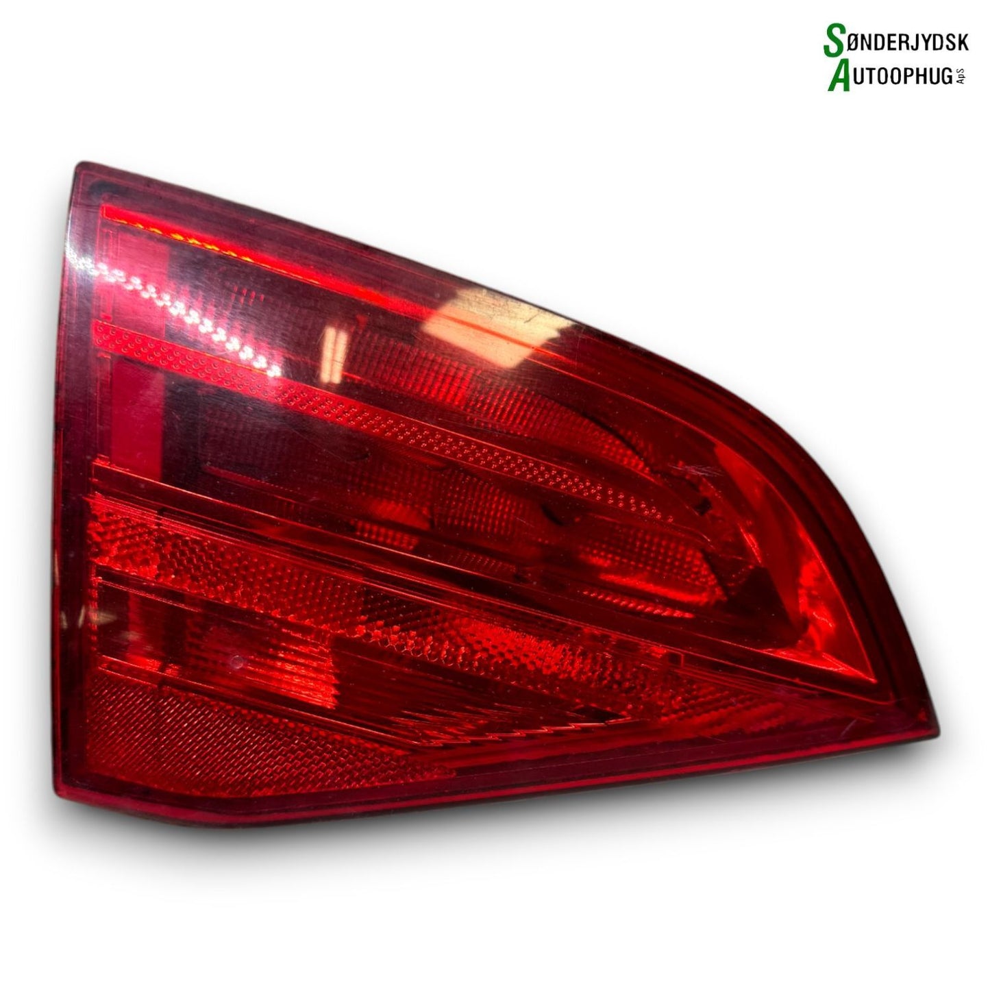 Audi A4 8K Baglygte Med OEM Nr. 8K9945093 Fra Audi Ophugger