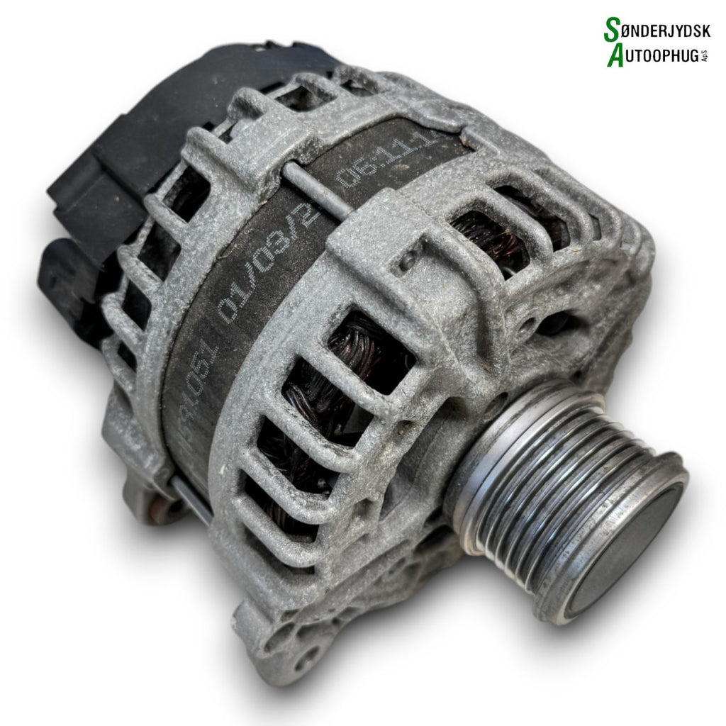 VW Touran 5T Generator Med OEM Nr. 04L903021J Fra VW Ophugger