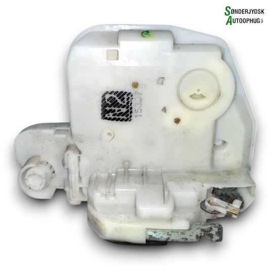 Mitsubishi Space Star Dørlås Med OEM Nr. 5715A864 Fra Mitsubishi Ophugger