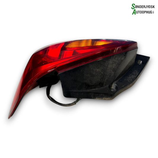 Mitsubishi Space Star Baglygte Med OEM Nr. 8330A780 Fra Mitsubishi Ophugger