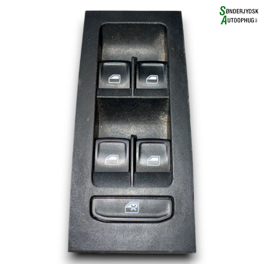 Skoda Octavia Kontakt Rudehejs Med OEM Nr. 5E0867171A Fra Skoda Ophugger
