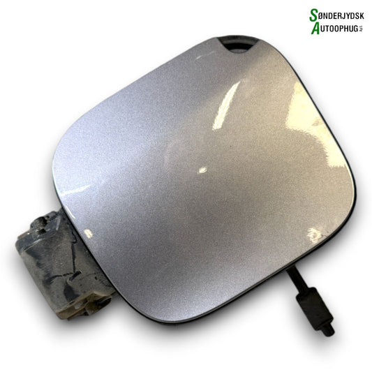 Renault Captur 1 Benzinklap / Tankklap Med OEM Nr. 788308479R Fra Renault Ophugger