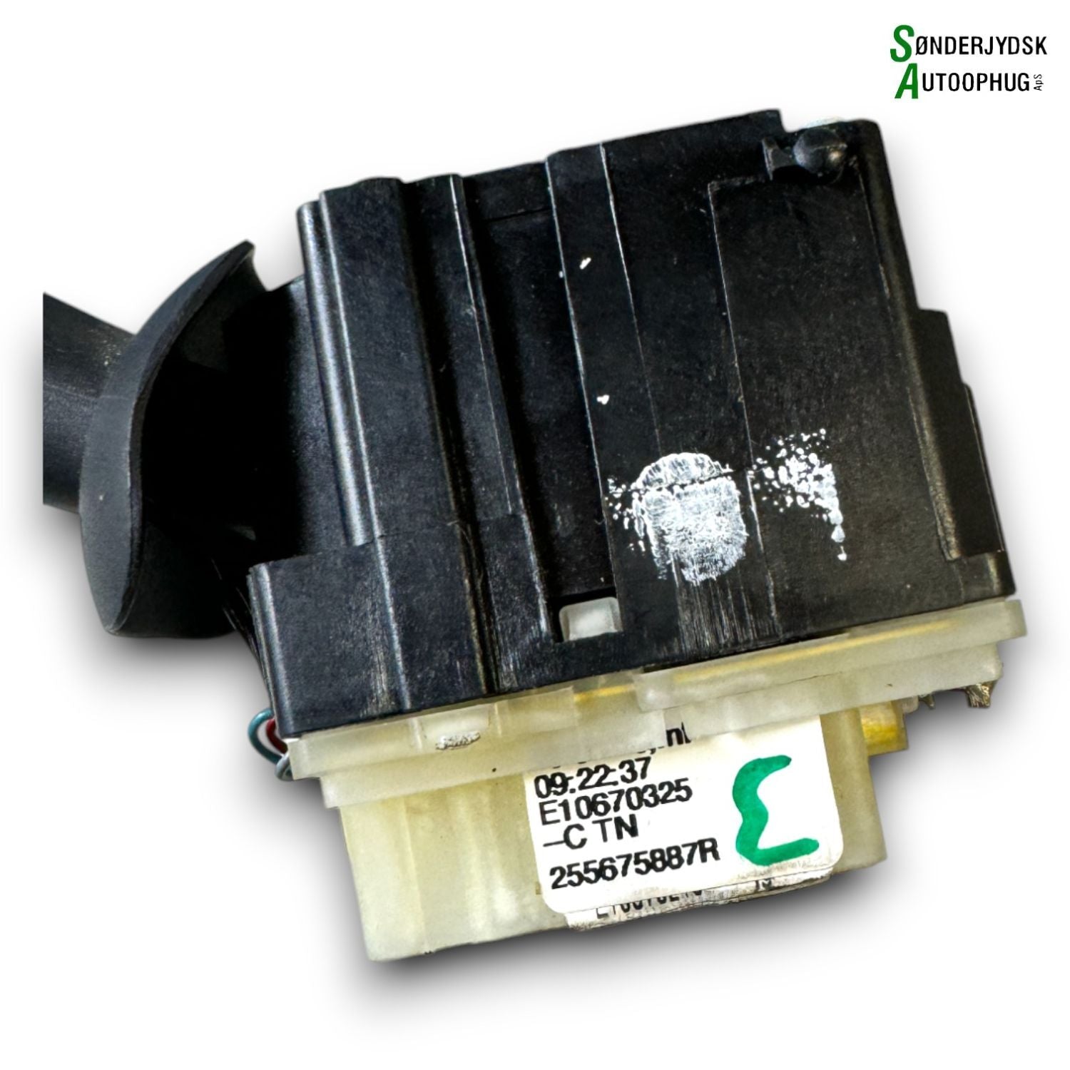 Renault Captur 1 Kontakt Visker Med OEM Nr. 8201168016 Fra Renault Ophugger