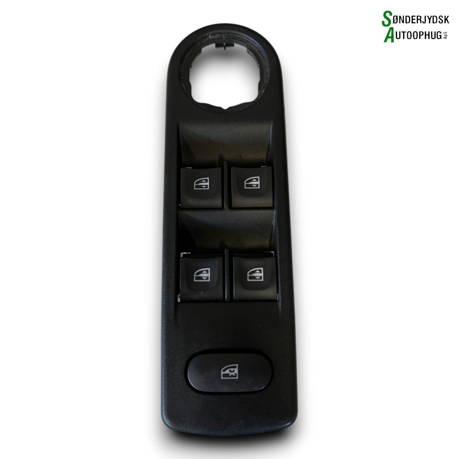Renault Captur 1 Kontakt Rudehejs Med OEM Nr. 8200676529 Fra Renault Ophugger