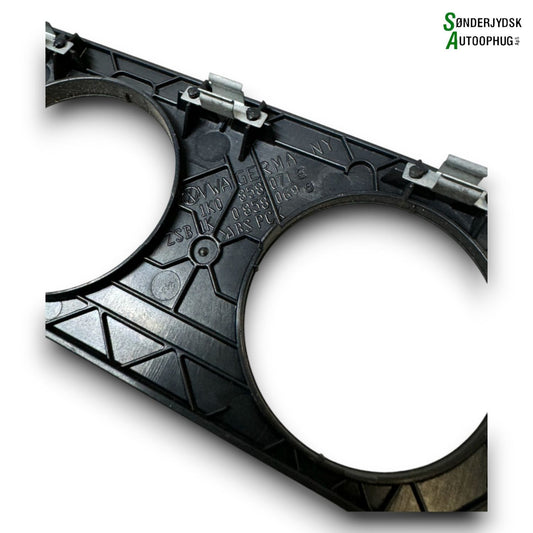 VW Golf 5 1K Radioforplade Med OEM Nr. 1K0858071E Fra VW Ophugger