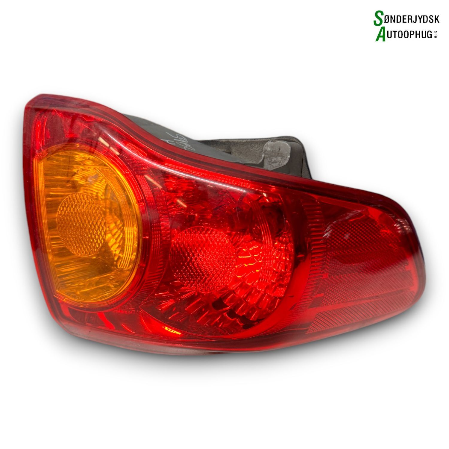 Toyota Corolla Sedan E15 Baglygte Med OEM Nr. 8155112A10 Fra Toyota Ophugger