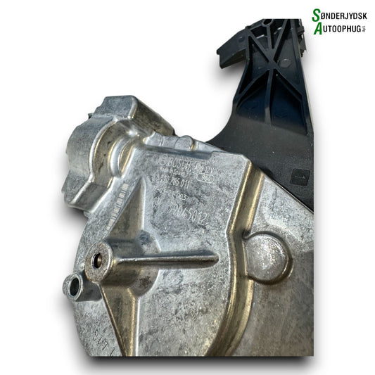 Opel Corsa E Bagrudevisker Motor Med OEM Nr. 39176498 Fra Opel Ophugger