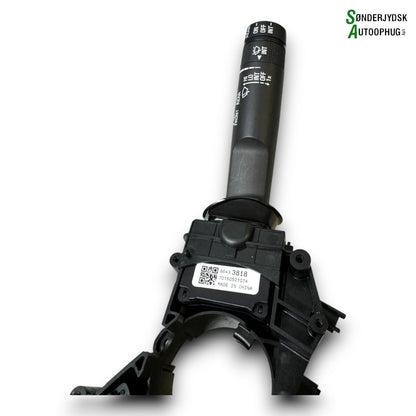 Opel Corsa E Kontakt Combi Med OEM Nr. 20941129 Fra Opel Ophugger