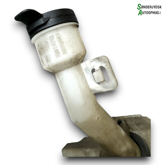 Opel Corsa E Sprinkler M/Motor Med OEM Nr. 39015512 Fra Opel Ophugger