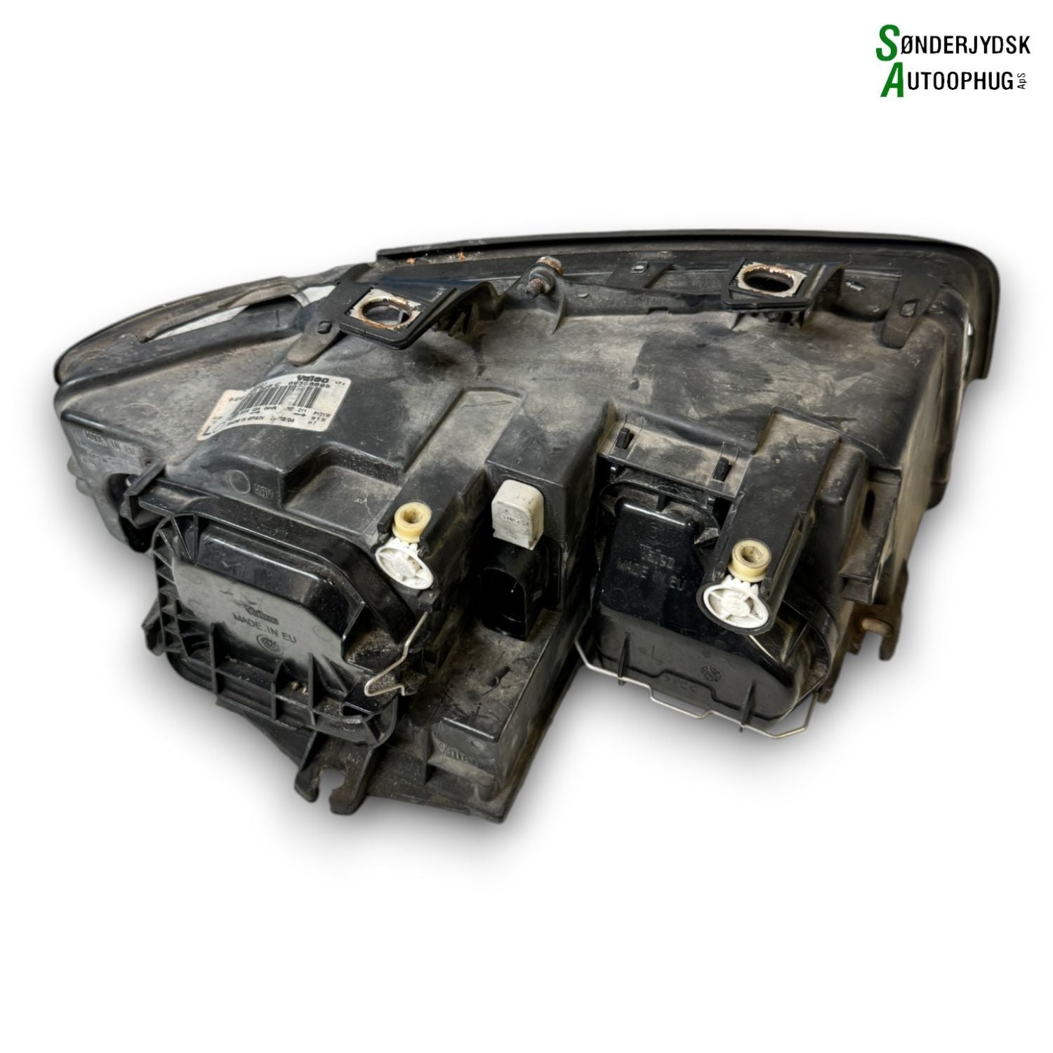 Audi A4 Forlygte Med OEM Nr. 8E0941029C Fra Audi Ophugger