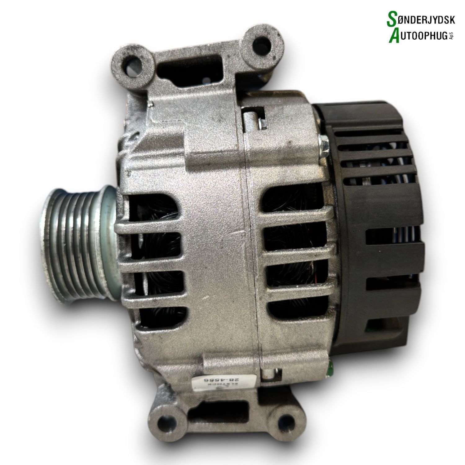 Audi A4 Generator Med OEM Nr. 06B903019X Fra Audi Ophugger