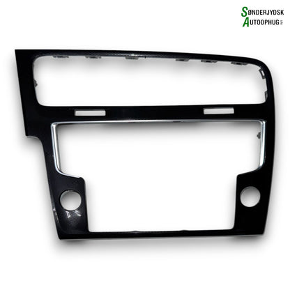 VW Golf 7 AU Radioforplade Med OEM Nr. 5G1819743 Fra VW Ophugger