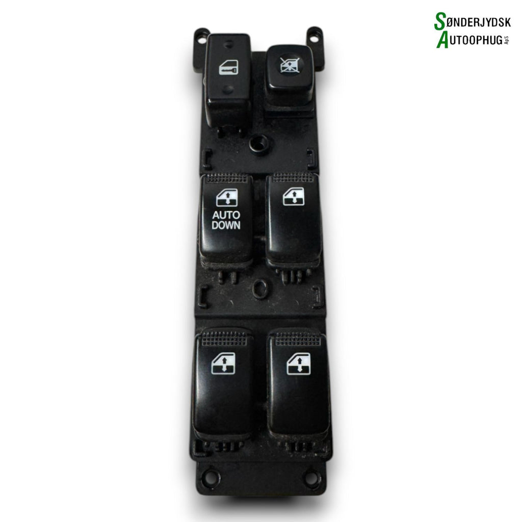 Kia Rio Jb Kontakt Rudehejs Med OEM Nr. 935701G110 Fra Kia Ophugger
