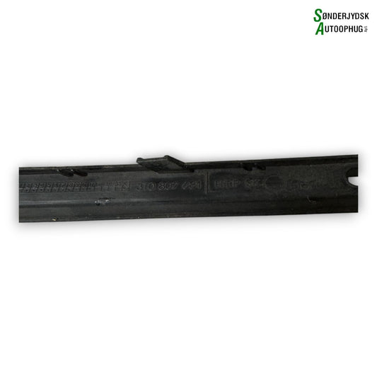 Skoda Superb Kofangergitter Med OEM Nr. 3T0807681 Fra Skoda Ophugger