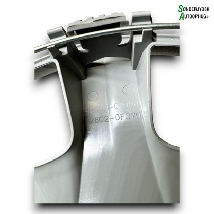 Toyota Picnic/Sportsvan Navkapsel Med OEM Nr. 426020F070 Fra Toyota Ophugger