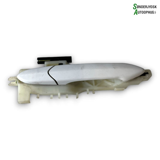 Opel Karl Håndtag Udvendig Med OEM Nr. 42417202 Fra Opel Ophugger