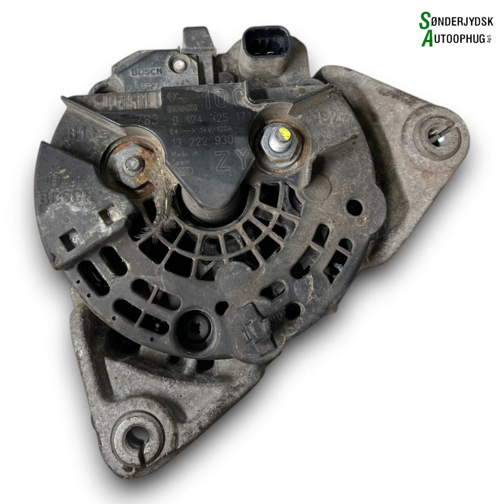 Opel Corsa D Generator Med OEM Nr. 13222930 Fra Opel Ophugger