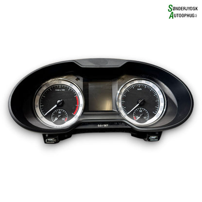 Skoda Octavia Speedometer - Instrument Med OEM Nr. 5E0920750E Fra Skoda Ophugger