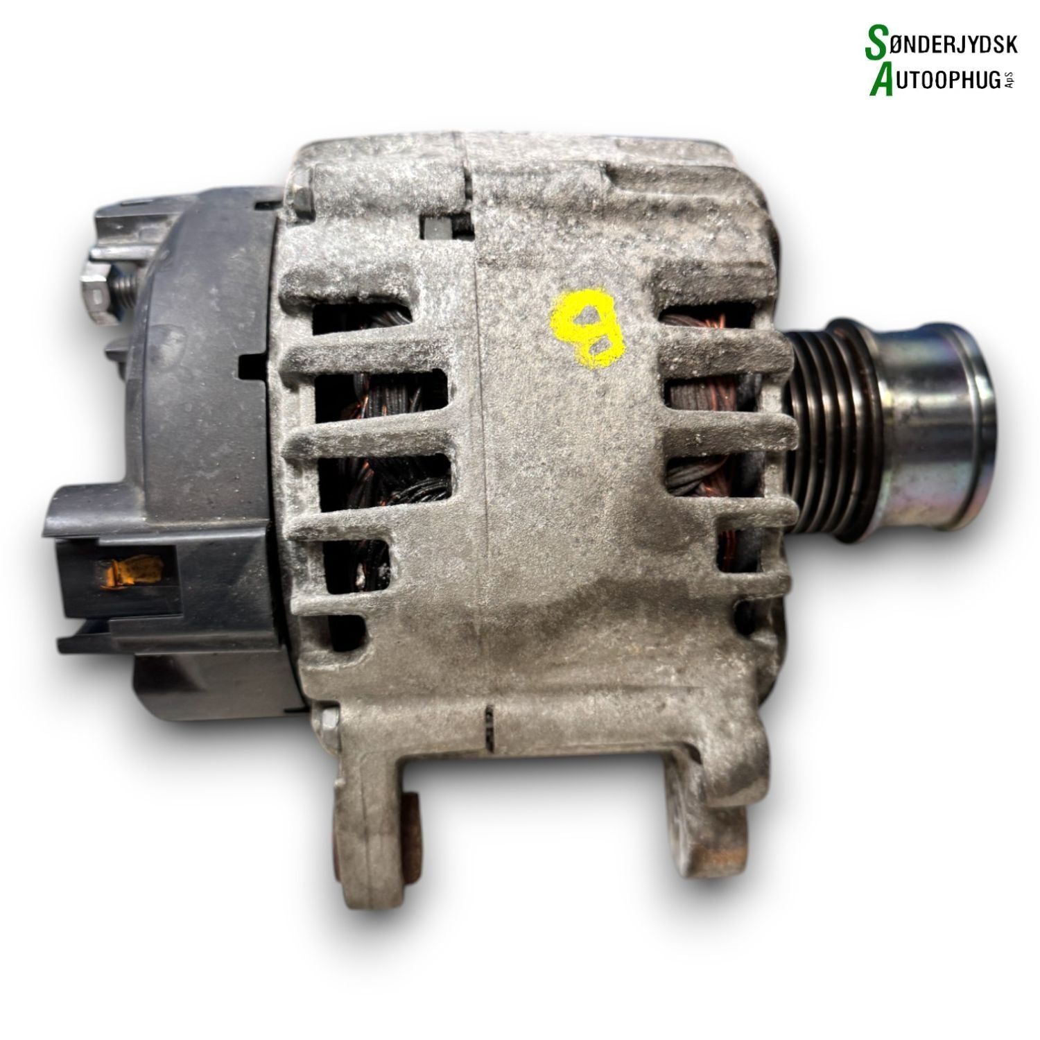Skoda Octavia Generator Med OEM Nr. 04C903023M Fra Skoda Ophugger