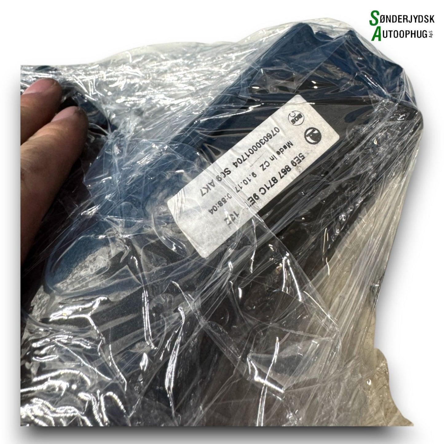 Skoda Octavia Bagageafdæk/Rullegar. Stc Med OEM Nr. 5E9867871C9ET Fra Skoda Ophugger