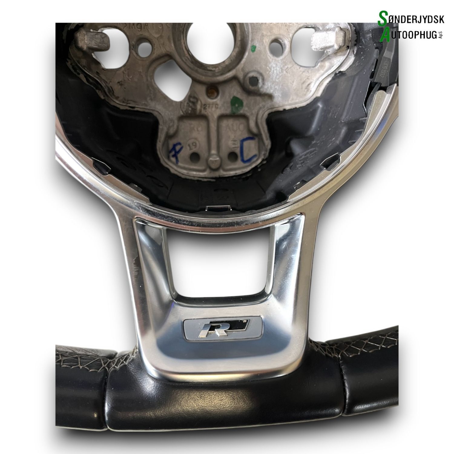 VW Golf 7 AU Rat Med OEM Nr. 5G0419685KYMS Fra VW Ophugger