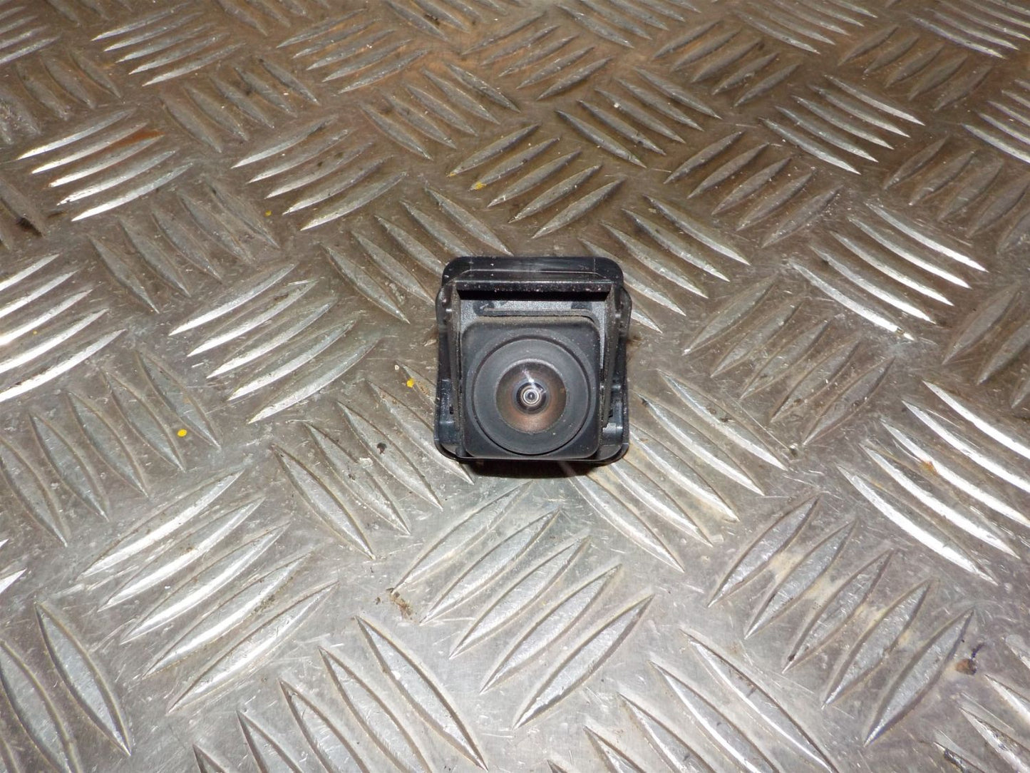 Dacia Dokker Bak-Kamera Med OEM Nr. 284429806R Fra Dacia Ophugger