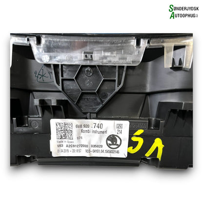 Skoda Fabia Speedometer - Instrument Med OEM Nr. 6V0920740 Fra Skoda Ophugger