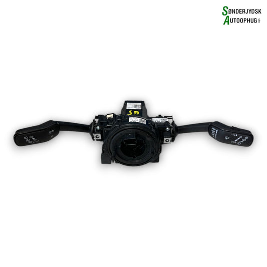 VW Golf 7 AU Kontakt Combi Med OEM Nr. 5Q1953569 Fra VW Ophugger