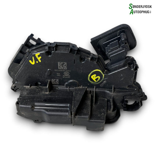 VW Golf 7 AU Dørlås Med OEM Nr. 5TB837015E Fra VW Ophugger