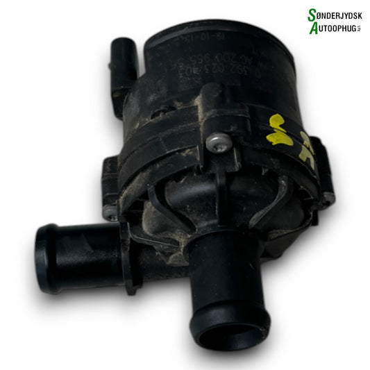 VW Golf 7 AU Cirkulationspumpe Med OEM Nr. 0392023403 Fra VW Ophugger
