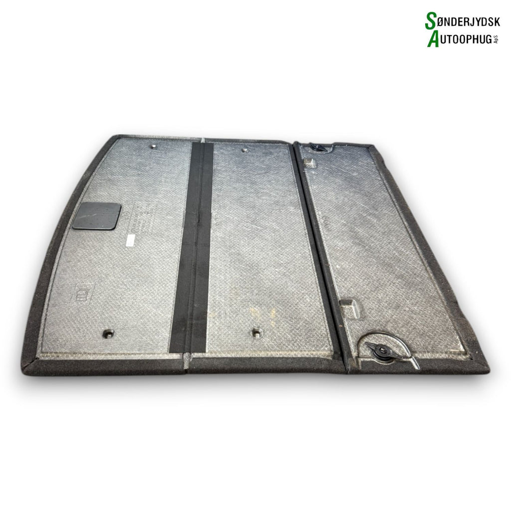 VW Golf 7 Au Bagagerumsbund Med OEM Nr. 5G9858855 Fra VW Ophugger