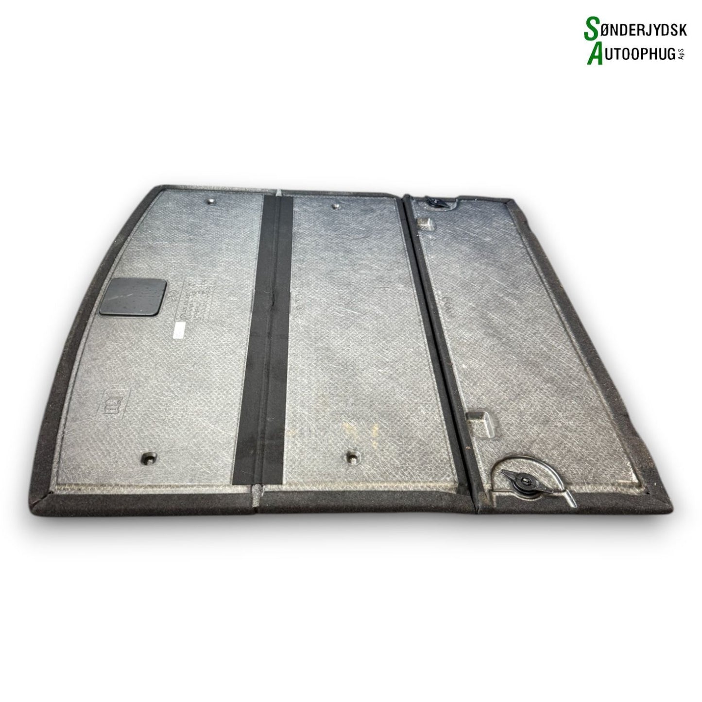 VW Golf 7 AU Bagagerumsbund Med OEM Nr. 5G9858855 Fra VW Ophugger