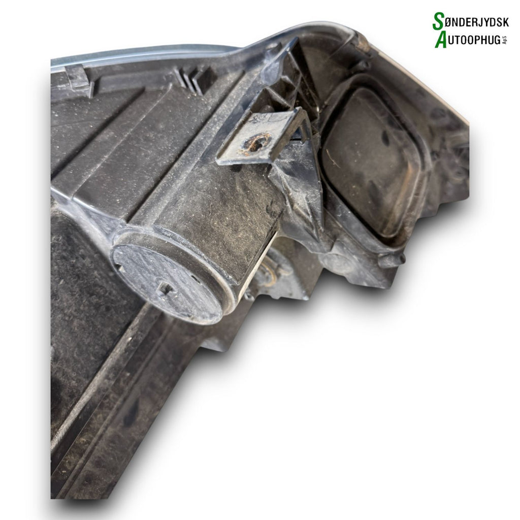 Opel Zafira C Tourer Forlygte Med OEM Nr. 39009021 Fra Opel Ophugger