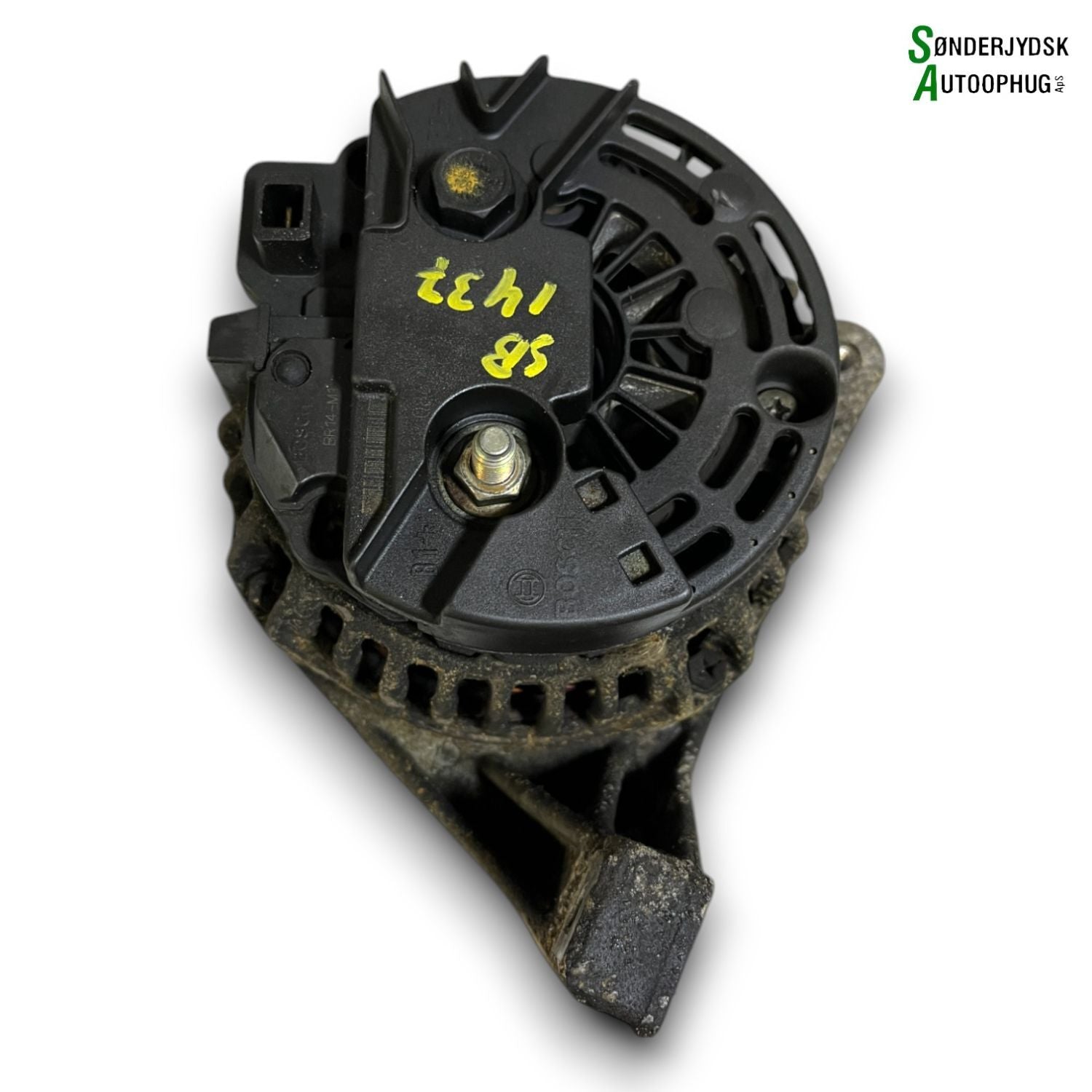 Volvo V70 Generator Med OEM Nr. 8111001 Fra Volvo Ophugger