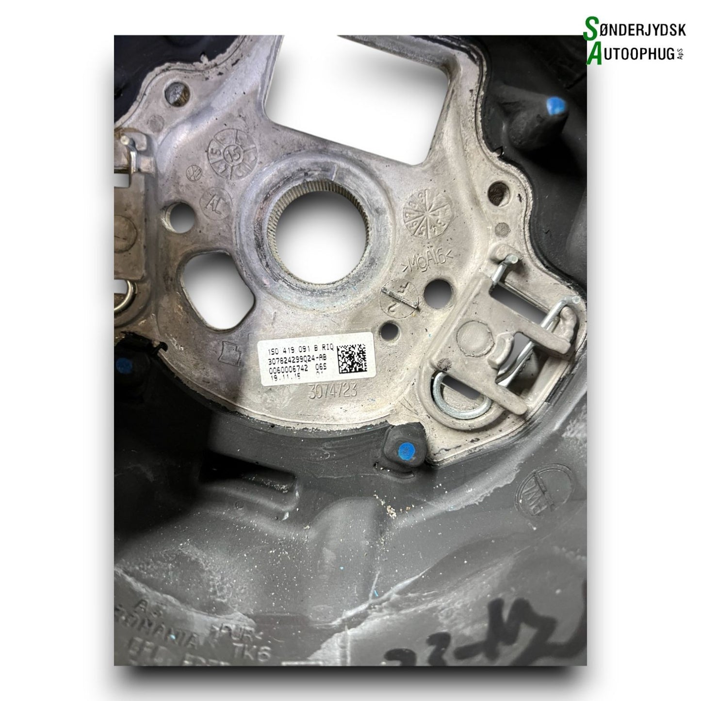 VW UP Rat Med OEM Nr. 1S0419091B Fra VW Ophugger