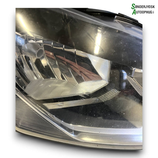VW Polo 6C Forlygte Med OEM Nr. 6C1941006 Fra VW Ophugger