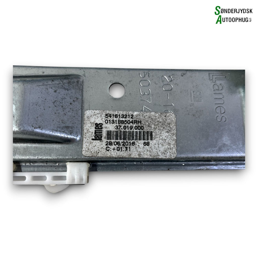 Opel Corsa E Rudemotor - Rudehejs Med OEM Nr. 013188504 Fra Opel Ophugger