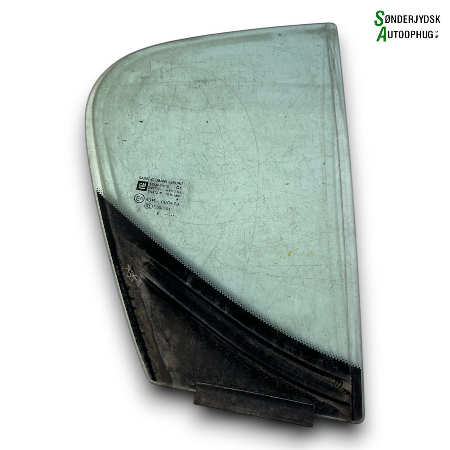 Opel Corsa E Trekantrude Med OEM Nr. 13436992 Fra Opel Ophugger