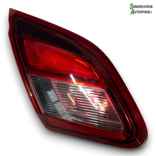 Opel Corsa E Baglygte Med OEM Nr. 39012623 Fra Opel Ophugger