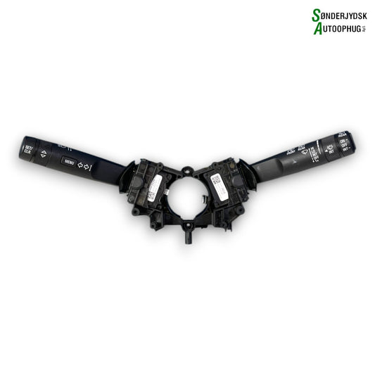 Opel Corsa E Kontakt Combi Med OEM Nr. 95433818 Fra Opel Ophugger