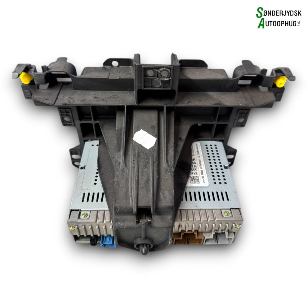 Opel Corsa E Radio, Multi Display Med OEM Nr. 42518020 Fra Opel Ophugger