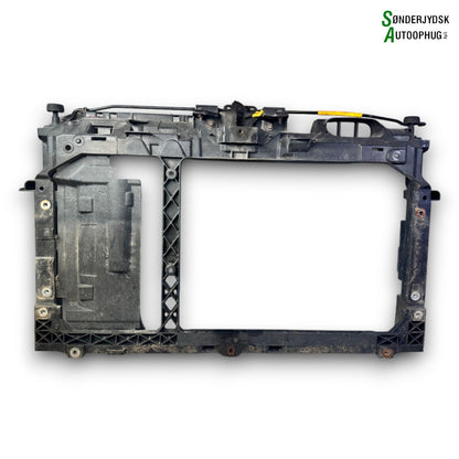 Ford Fiesta 7 Frontkasse Med OEM Nr. 1800028 Fra Ford Ophugger