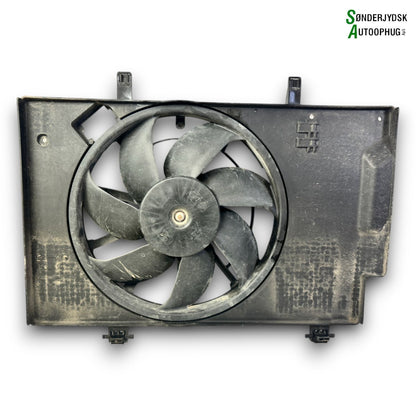 Ford Fiesta 7 Kølerblæser El Med OEM Nr. 1CB18C607AE Fra Ford Ophugger