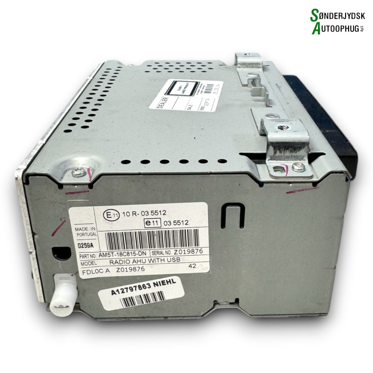 Ford Fiesta 7 Radio Med OEM Nr. 2024533 Fra Ford Ophugger