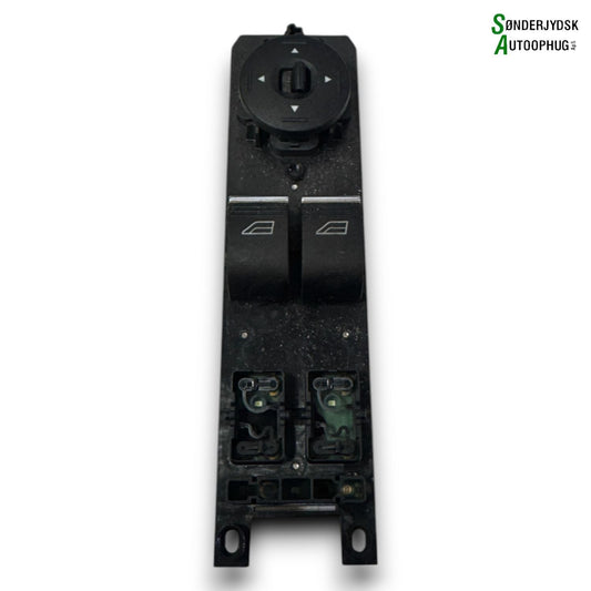 Ford Fiesta 7 Kontakt Rudehejs Med OEM Nr. F1ET14A132EA Fra Ford Ophugger