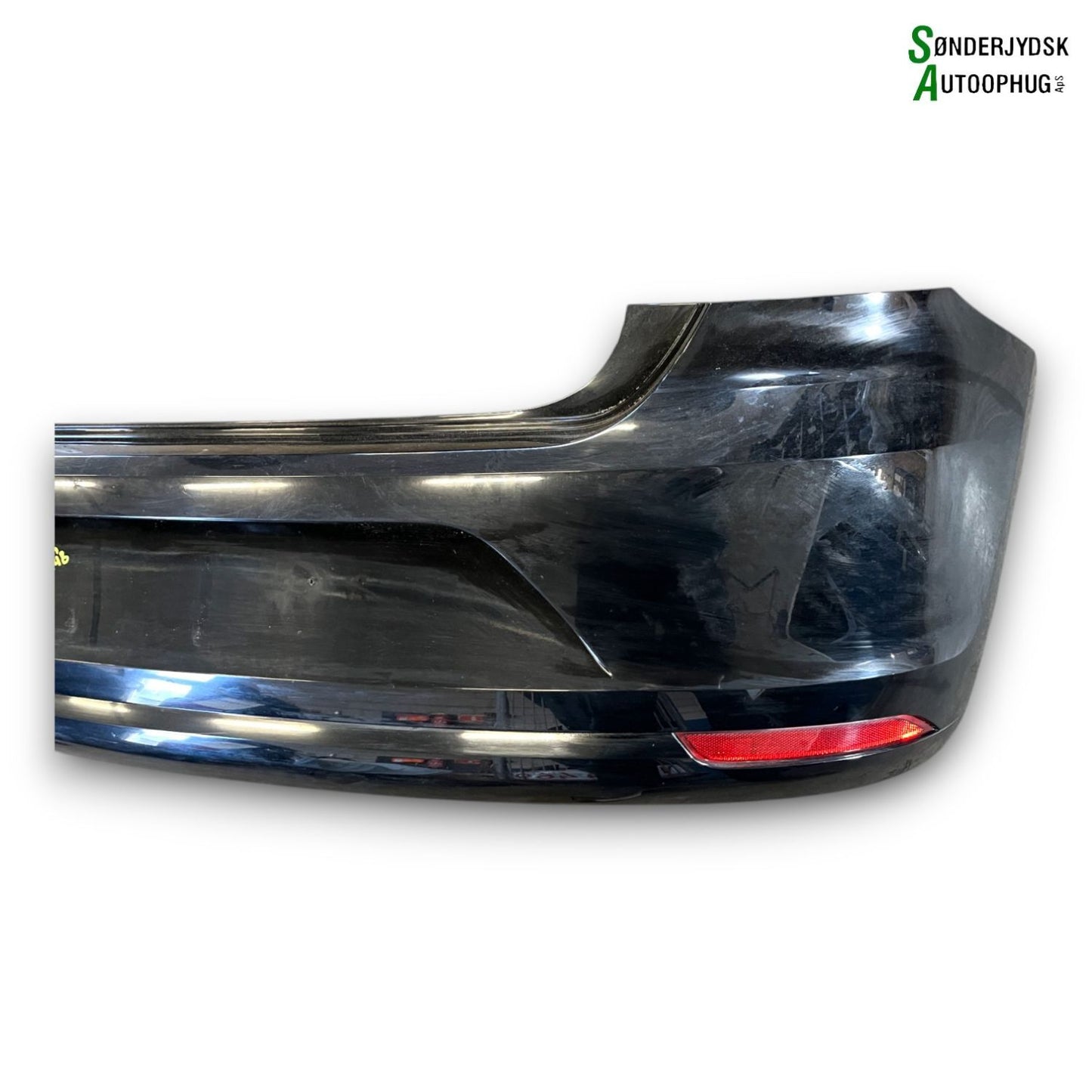 VW Polo 6C Bagkofanger Med OEM Nr. 6C6807421 Fra VW Ophugger