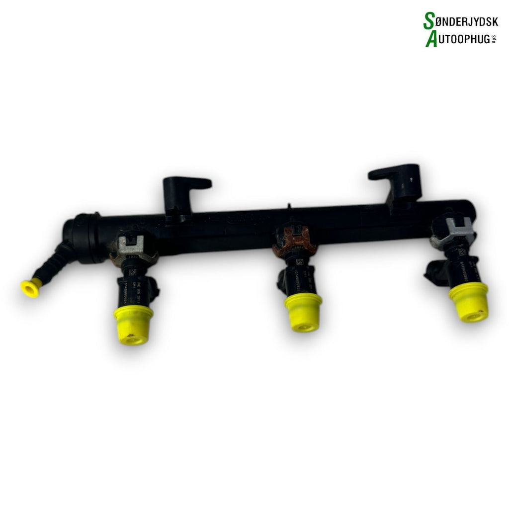 VW Polo 6C Rail Bro Med OEM Nr. 04C133317M Fra VW Ophugger