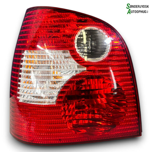 VW Polo 9N Baglygte Med OEM Nr. 6Q6945095G Fra VW Ophugger