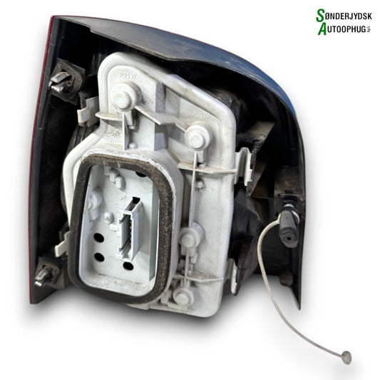 VW Polo 9N Baglygte Med OEM Nr. 6Q6945096G Fra VW Ophugger