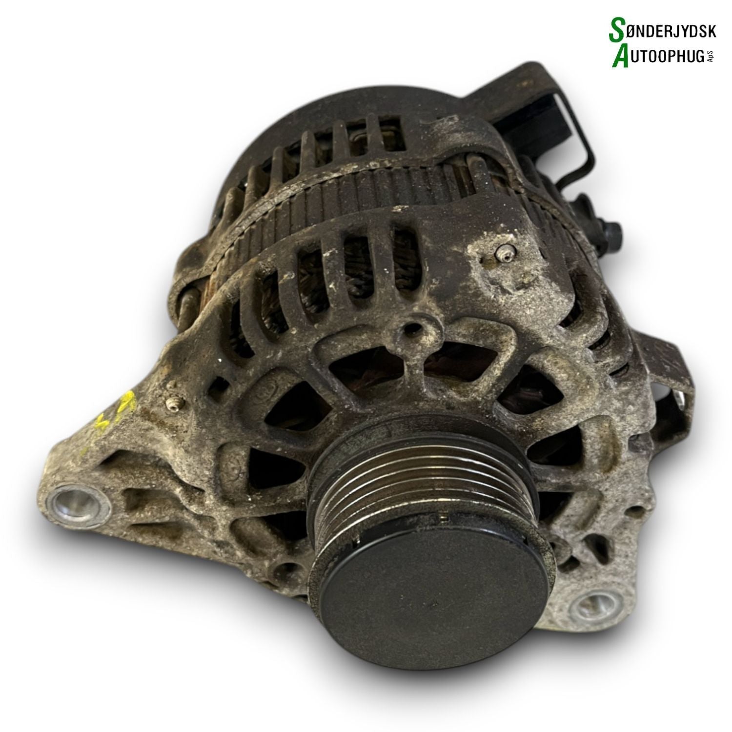 Hyundai I20 Nl Generator Med OEM Nr. 373002A900 Fra Hyundai Ophugger